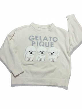 Gelato Pique Cream Crewneck Sweater with Dog Graphic